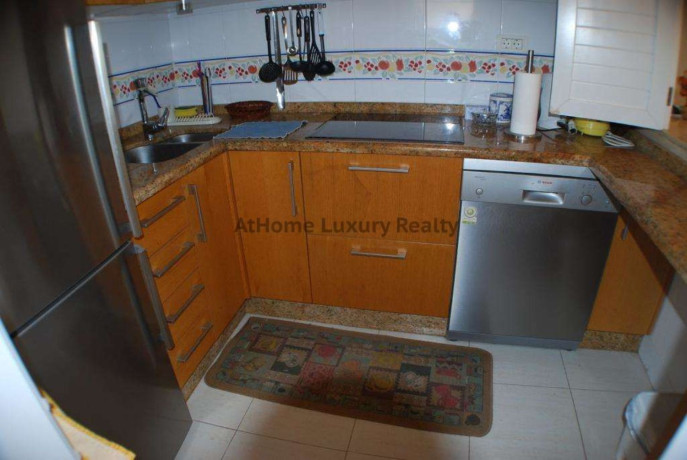 chalet-adosado-en-venta-en-los-cristianos-big-23