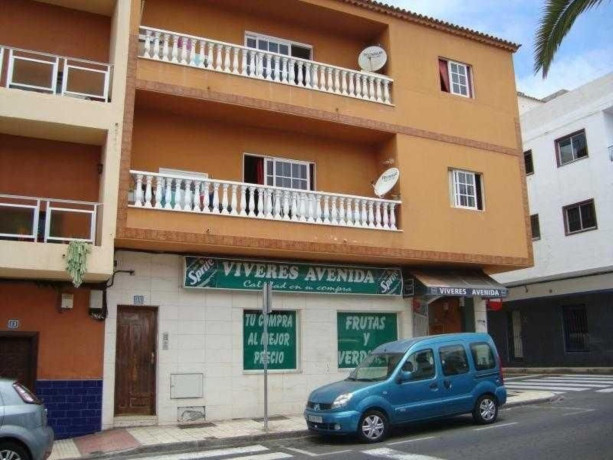 piso-en-venta-en-avenida-islas-canarias-15-big-1