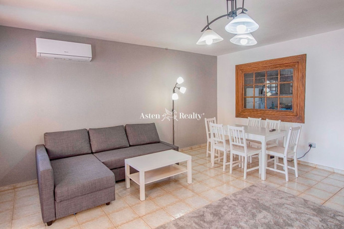 chalet-adosado-en-venta-en-calle-tinguafaya-big-2