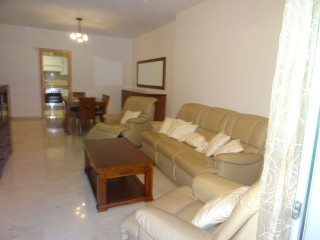 Piso en venta en calle Antonio de Lara y Zarate (ref. 102336353)