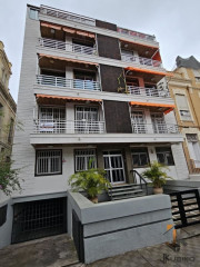 Piso en venta en calle de Jesús y María (ref. 20JK141)