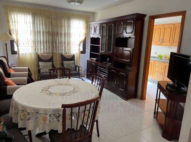 casa-o-chalet-independiente-en-venta-en-avenida-de-venezuela-10-big-1