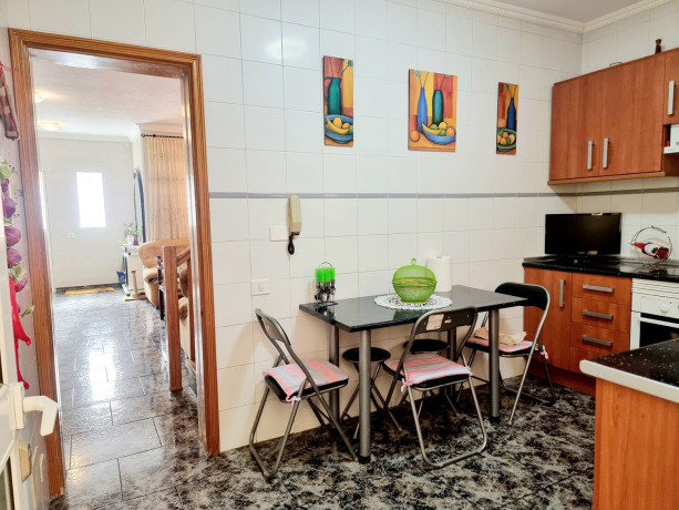 chalet-adosado-en-venta-en-chixaraxe-santa-maria-del-mar-big-7