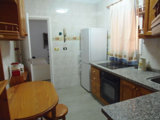 Piso en venta en Toscal (ref. V4145)