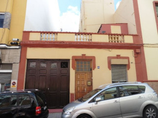 Chalet pareado en venta en calle Calvo Sotelo (ref. 84404244)