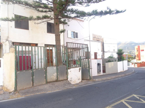 piso-en-venta-en-calle-las-casas-55-big-0