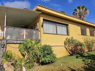 Casa o chalet independiente en venta en calle Tajinaste (ref. 3400-13847)