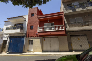 Casa o chalet independiente en venta en calle San Horacio, 5