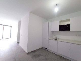 Piso en venta en avenida Trinidad (ref. cb530)