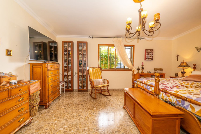 casa-o-chalet-independiente-en-venta-en-calle-juan-de-vera-34-big-15