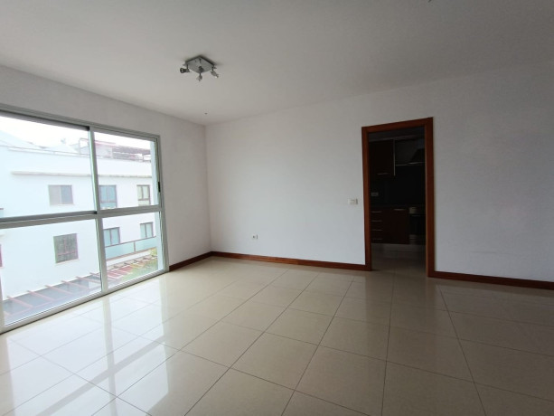 piso-en-venta-en-calle-gorvorana-23-ref-102282063-big-2