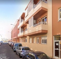 Piso en venta en calle La Harina (ref. 00512)