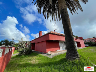 Casa o chalet independiente en venta en jacinto Alzola cabrera, 9 (ref. C100 La Manzanilla)