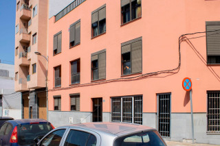 Piso en venta en calle Garajonay (ref. ES950001301)