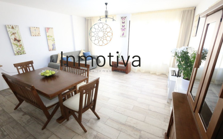 piso-en-venta-en-calle-villa-de-la-orotava-sn-big-1