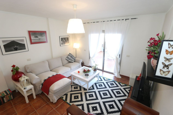 chalet-adosado-en-venta-en-avenida-juan-carlos-i-57-big-29