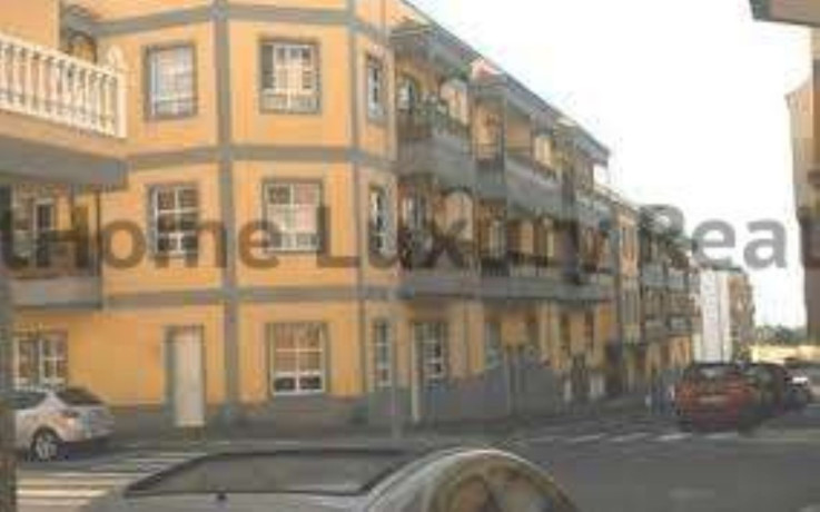 piso-en-venta-en-calle-de-benito-perez-galdos-10-ref-433065-big-1