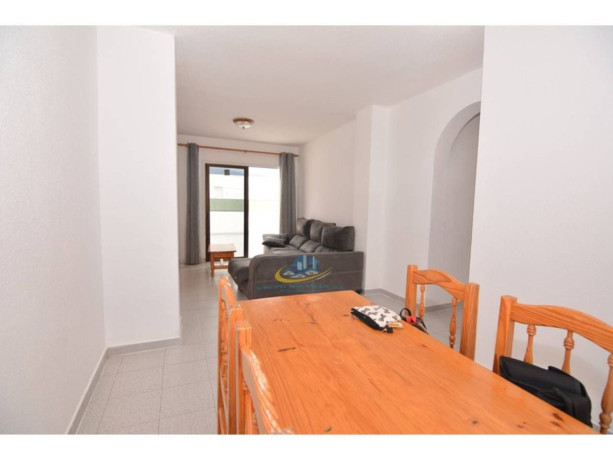 piso-en-venta-en-calle-isla-de-gran-canaria-big-2