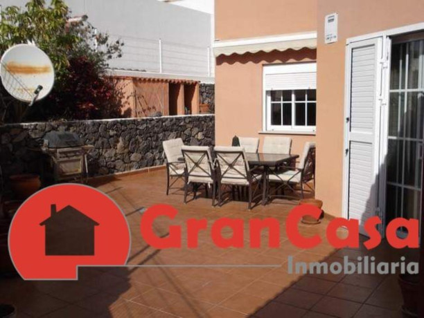 chalet-adosado-en-venta-en-calle-turquesa-big-0