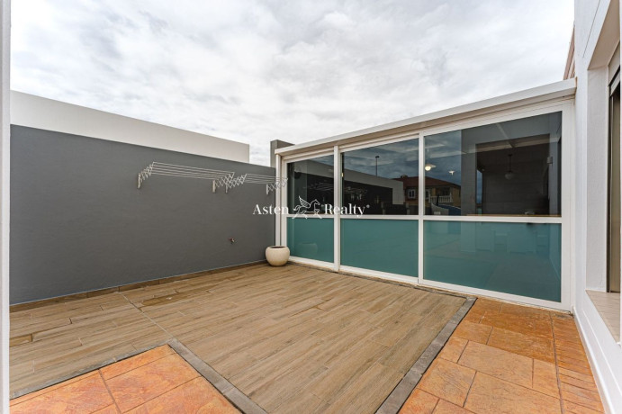 casa-o-chalet-independiente-en-venta-en-calle-lirio-big-29