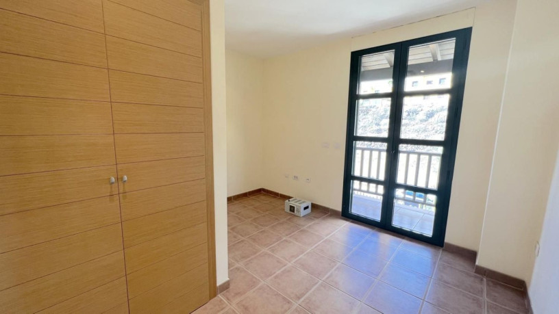 chalet-adosado-en-venta-en-calle-de-las-higueras-big-20