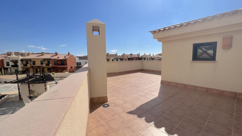 chalet-adosado-en-venta-en-calle-de-las-higueras-big-25