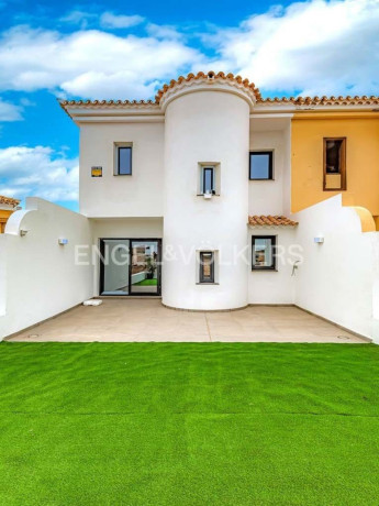 casa-o-chalet-en-venta-en-golf-del-sur-amarilla-golf-big-21