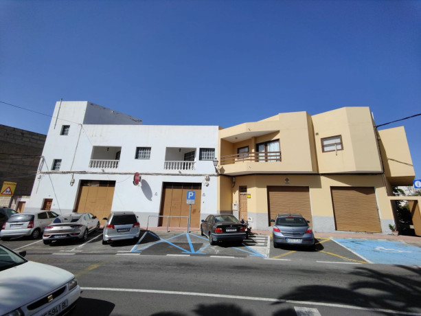 casa-o-chalet-independiente-en-venta-en-carretera-a-los-abrigos-20-a-distrito-san-miguel-de-abona-san-miguel-de-abona-tenerife-santa-cruz-de-tenerife-big-1