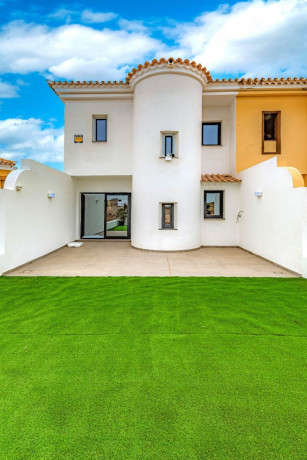 casa-o-chalet-independiente-en-venta-en-golf-del-sur-amarilla-golf-big-0