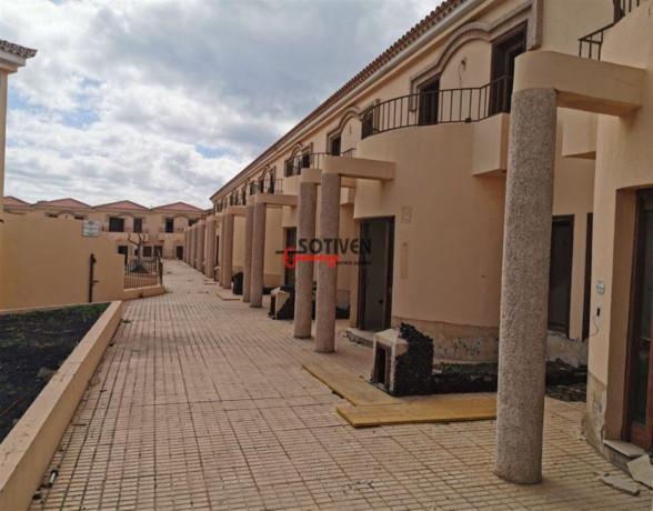 chalet-adosado-en-venta-en-golf-del-sur-amarilla-golf-big-28