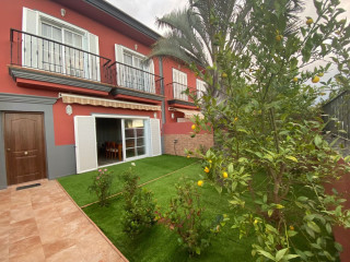 Chalet adosado en venta en calle Dalia, 16 (ref. 101454064)