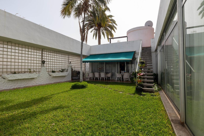 casa-o-chalet-independiente-en-venta-en-san-fernando-big-1