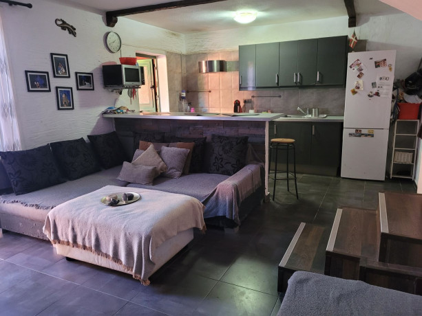 chalet-adosado-en-venta-en-camino-piedras-blancas-14-big-1