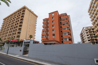 Piso en venta en Distrito Martiánez (ref. MLA02130)