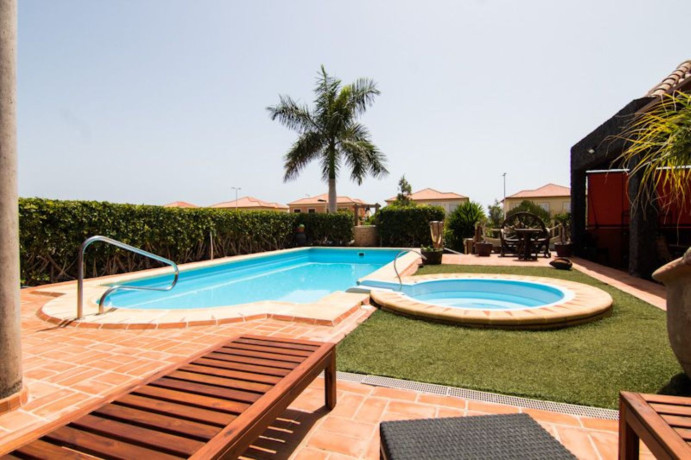 casa-o-chalet-independiente-en-venta-en-urb-el-madronal-playa-de-fanabe-alto-big-11