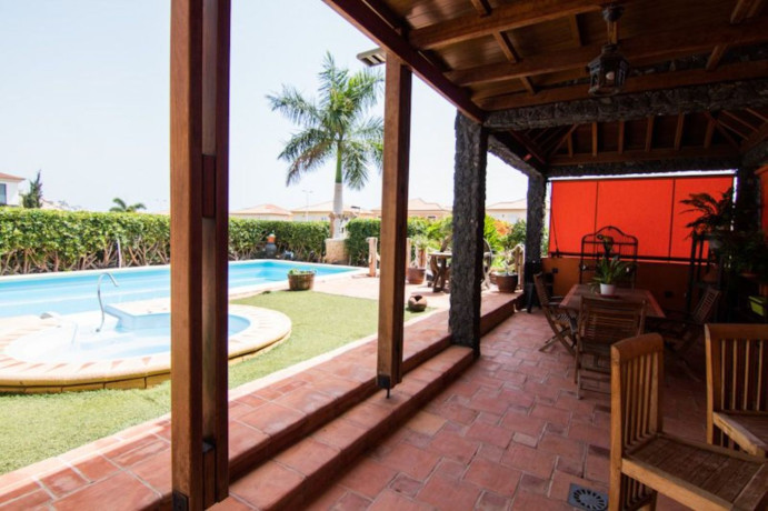 casa-o-chalet-independiente-en-venta-en-urb-el-madronal-playa-de-fanabe-alto-big-23