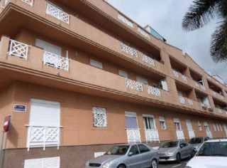 Piso en venta en Urb. C/ El Roblon, Valle San Lorenzo (ref. KB-03182-0001)