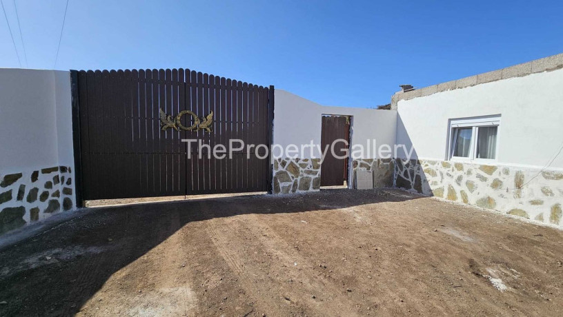 casa-rural-en-venta-en-guia-de-isora-big-17