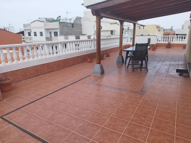 atico-en-venta-en-urb-pamar-playa-san-juan-big-1