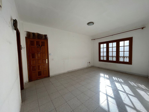 piso-en-venta-en-avenida-emigrante-big-2