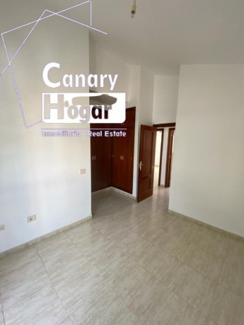 chalet-adosado-en-venta-en-calle-carmen-martin-gaite-big-4