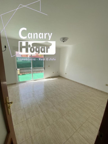 chalet-adosado-en-venta-en-calle-carmen-martin-gaite-big-2