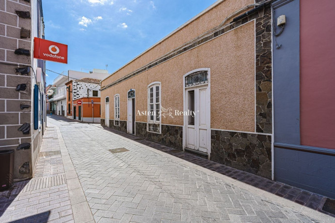 casa-o-chalet-en-venta-en-calle-de-arriba-big-1