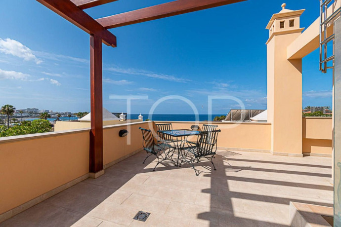 casa-o-chalet-independiente-en-venta-en-playa-del-duque-big-25