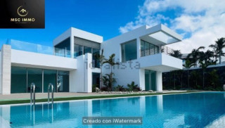 Casa o chalet independiente en venta en calle la caleta (ref. New Villa La Caleta leo)