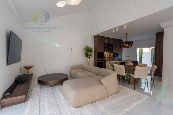 casa-o-chalet-independiente-en-venta-en-avenida-del-poniente-31-big-12