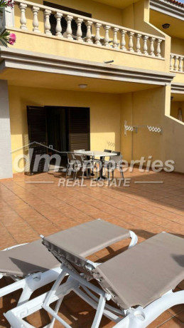 chalet-adosado-en-venta-en-calle-de-la-te-13-big-0