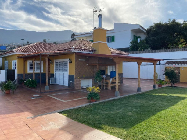 casa-o-chalet-independiente-en-venta-en-calle-san-vicente-sn-big-0