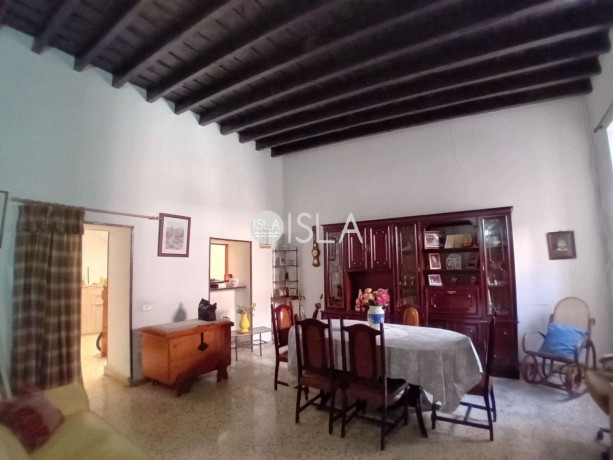 casa-o-chalet-en-venta-en-la-laguna-big-0