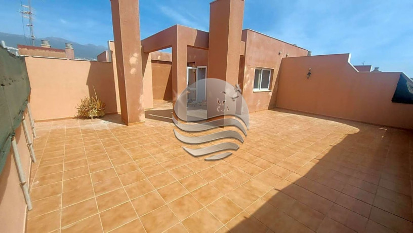 duplex-en-venta-en-calle-isla-de-la-graciosa-big-3